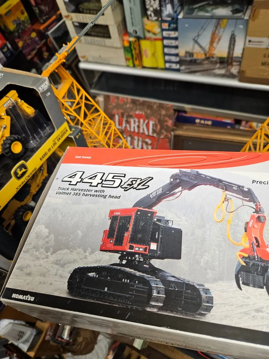 Corgi First Gear Komatsu Forestry Log Loader - Image 2