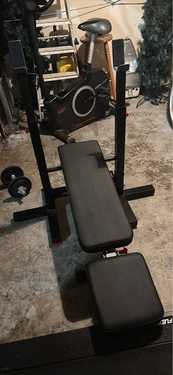 Bench exercise - Image 1