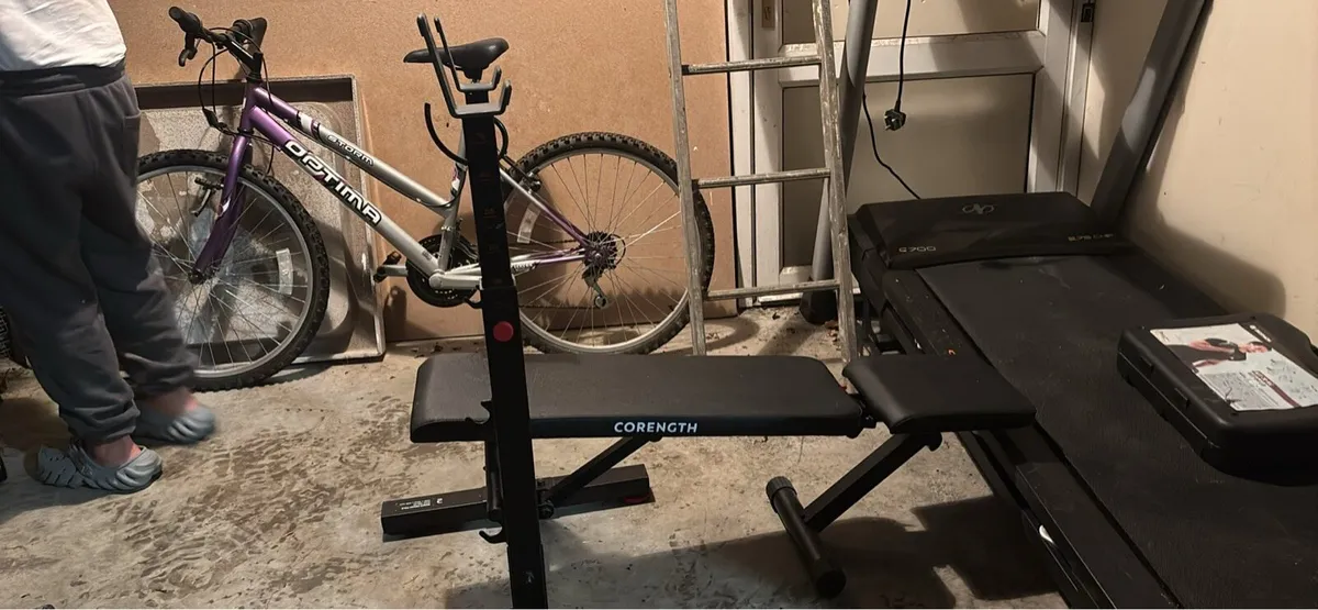Bench exercise - Image 3