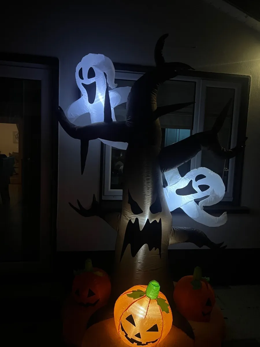 Halloween light up decoration - Image 1