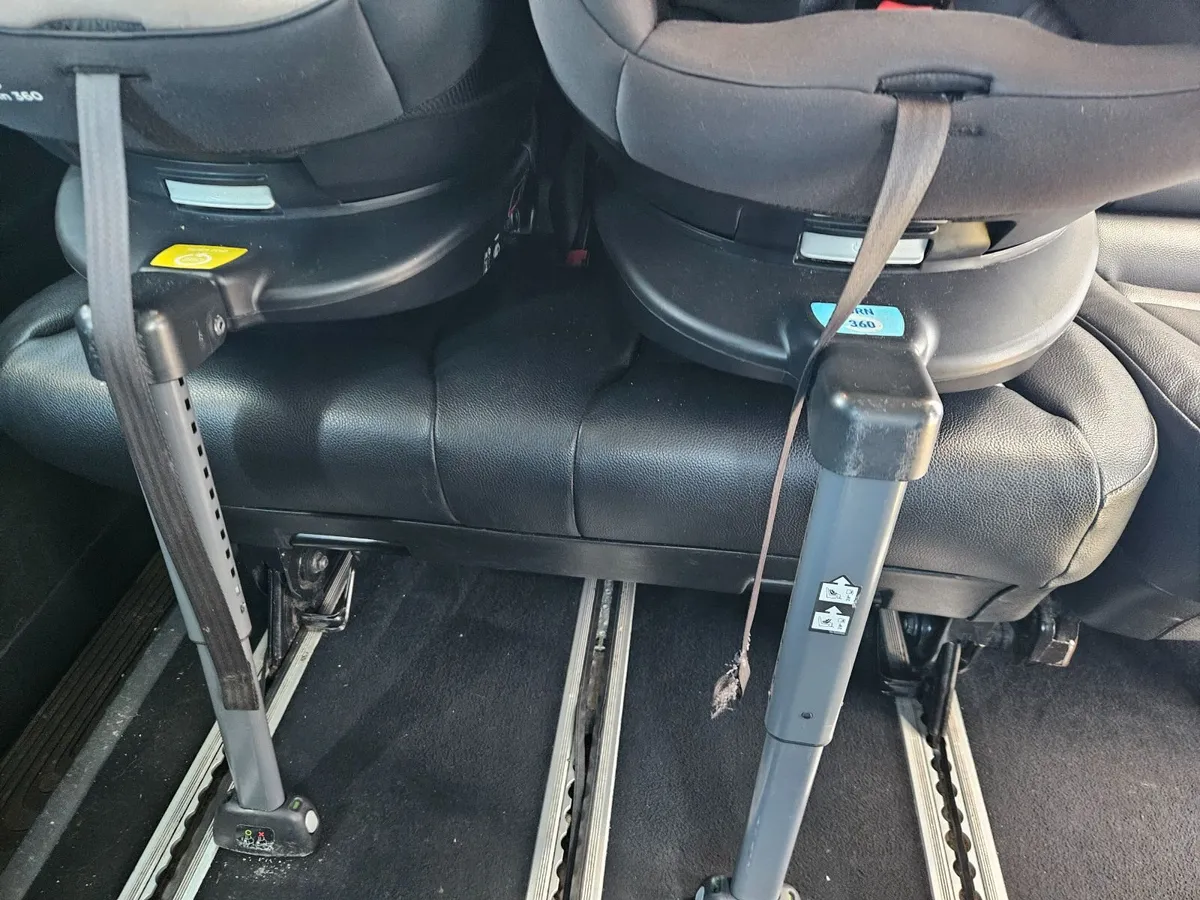Car seats - Image 4