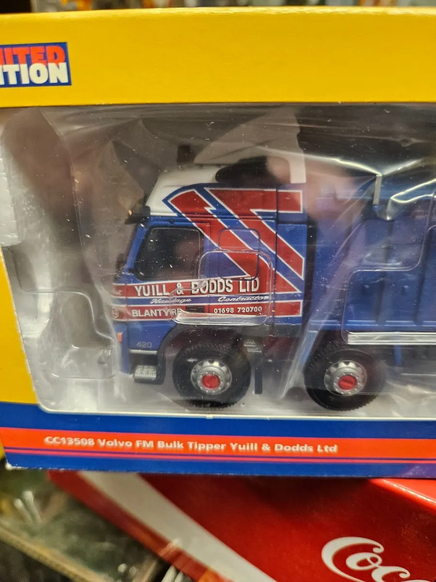 Corgi Volvo Tipper Truck 1.50 - Image 3