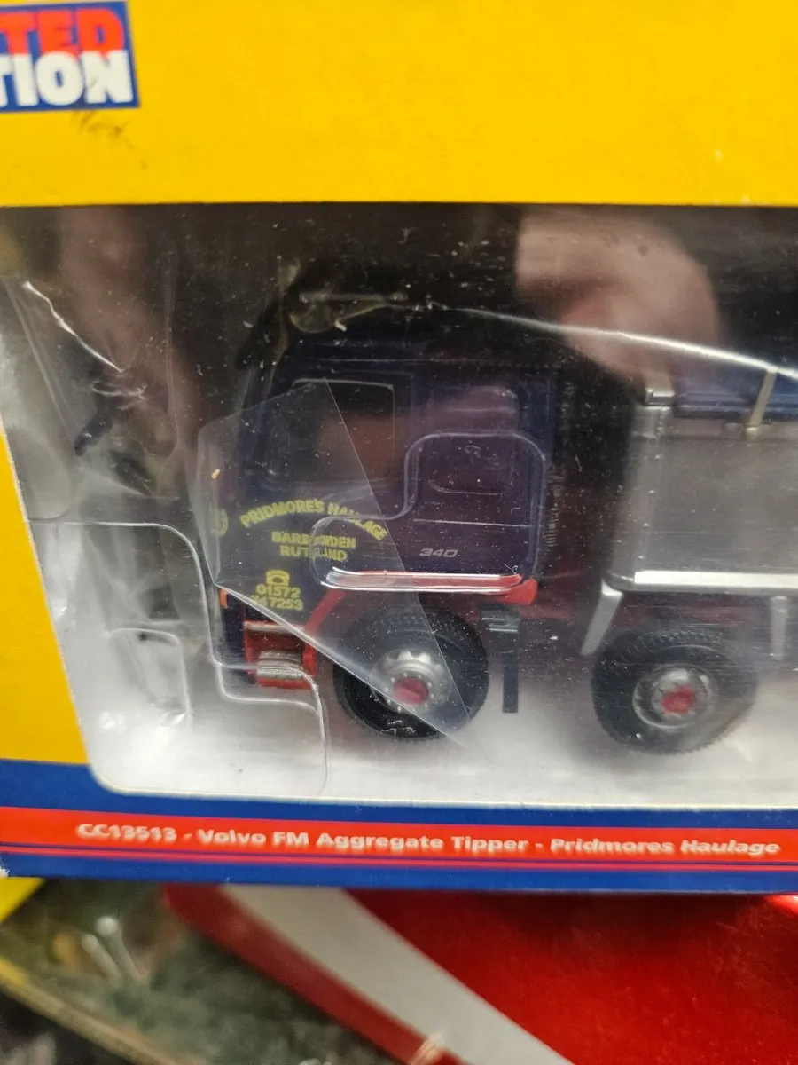 Corgi Volvo Tipper Truck 1.50 - Image 2