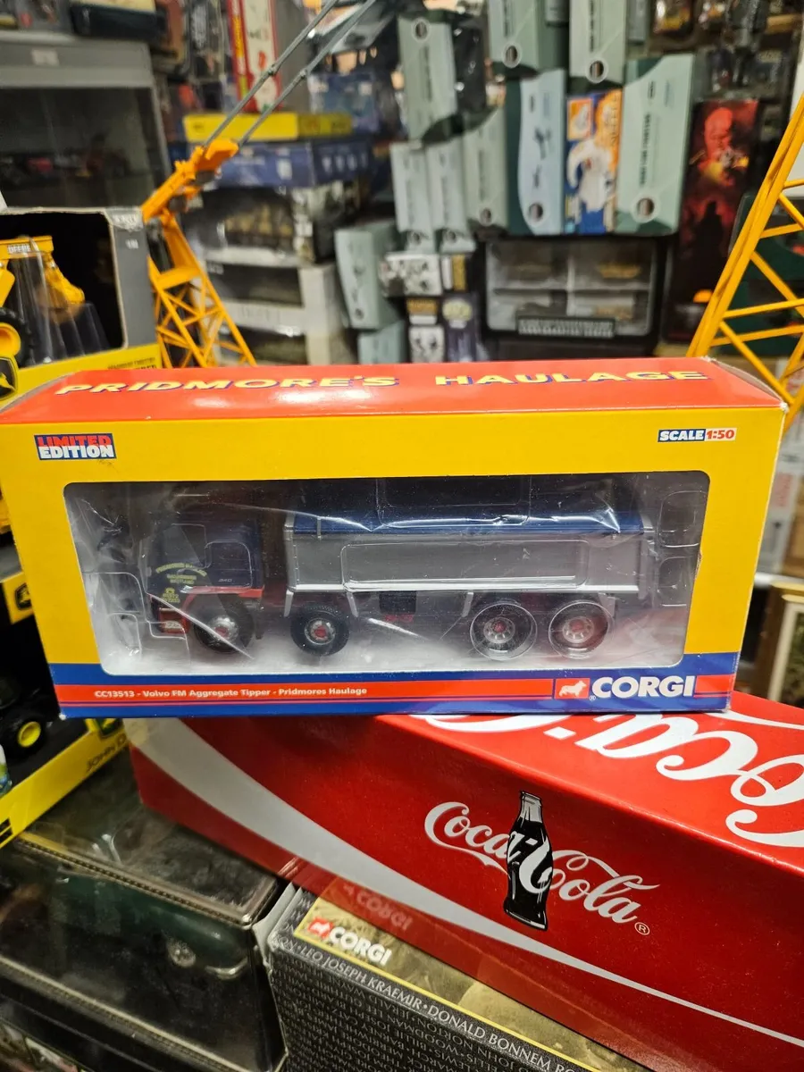 Corgi Volvo Tipper Truck 1.50 - Image 1