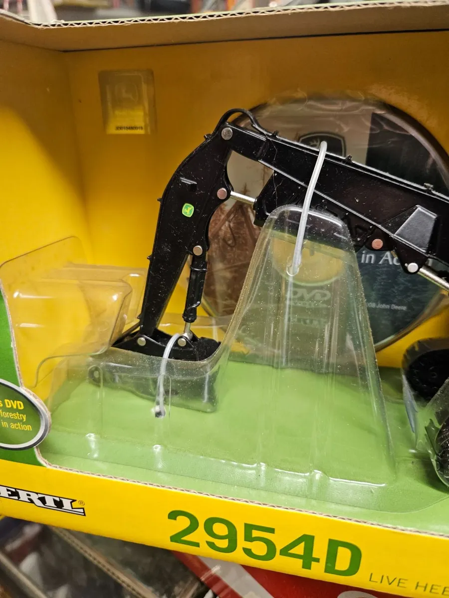 Corgi ERTL John Deere Forestry Log Loader 1.50 - Image 3