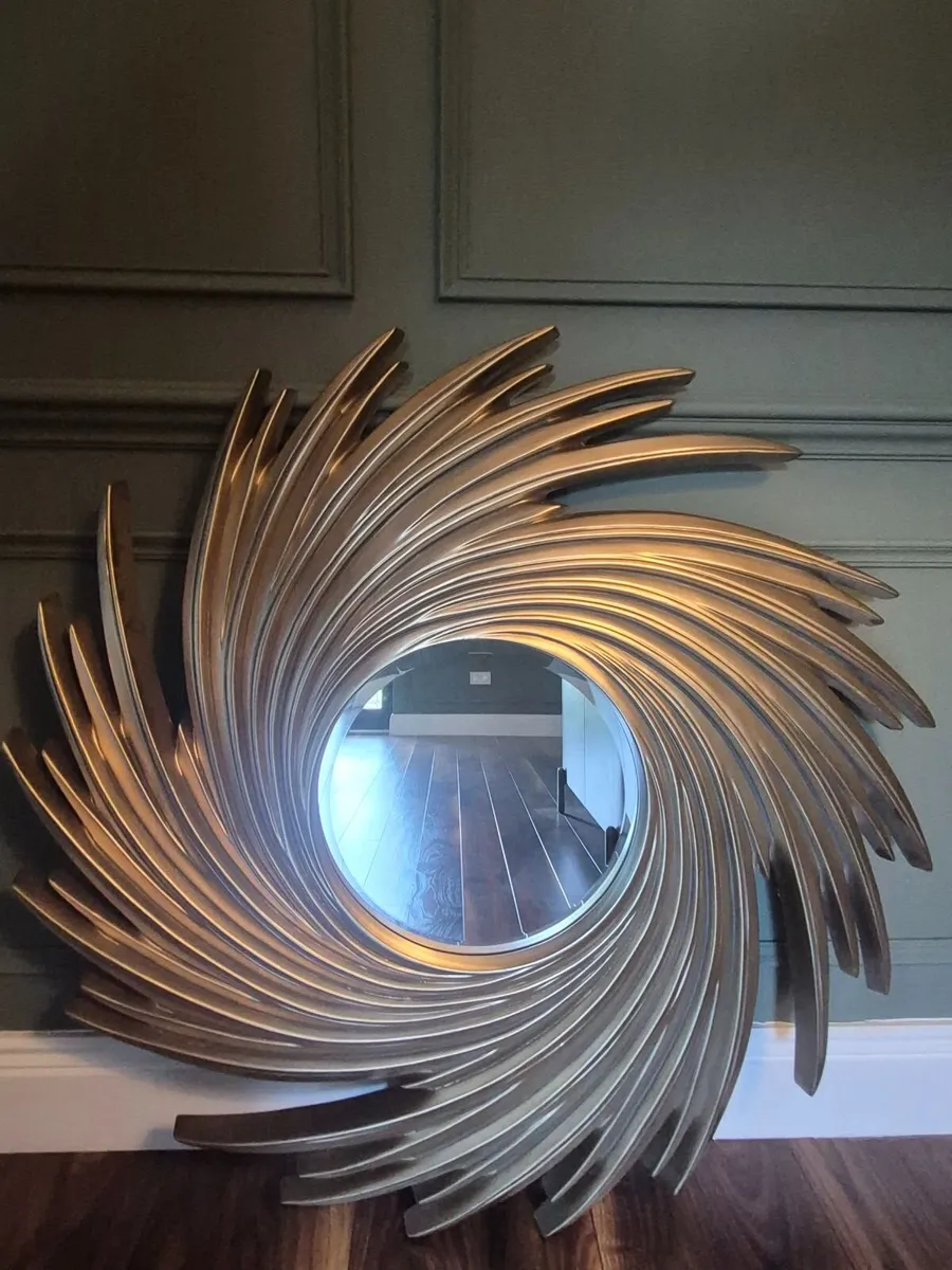 Mirror - Image 1