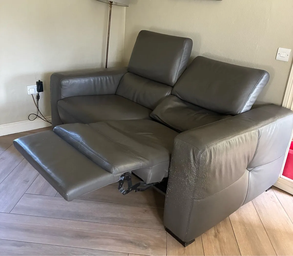 Leather two seater recliner sofa - Image 1