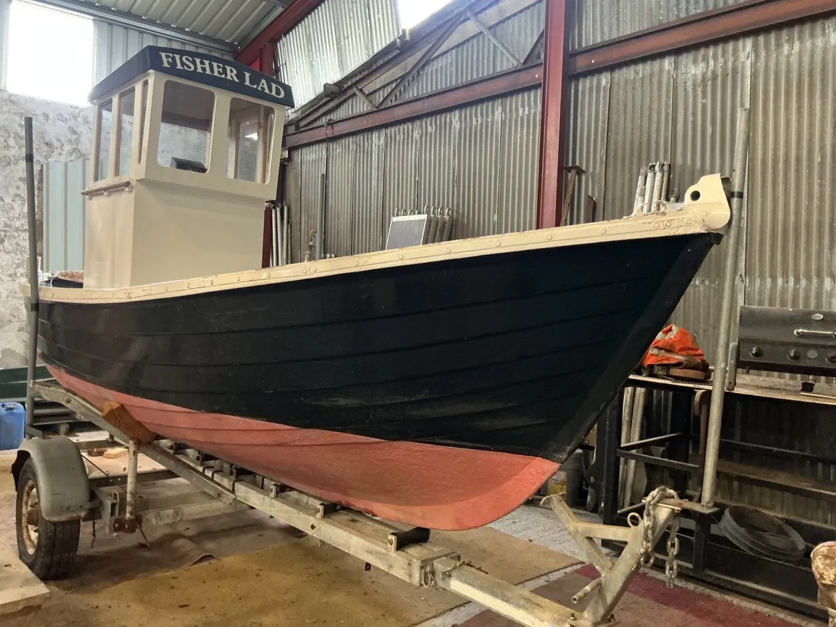 Dell Quay Fisher Boat - Image 3