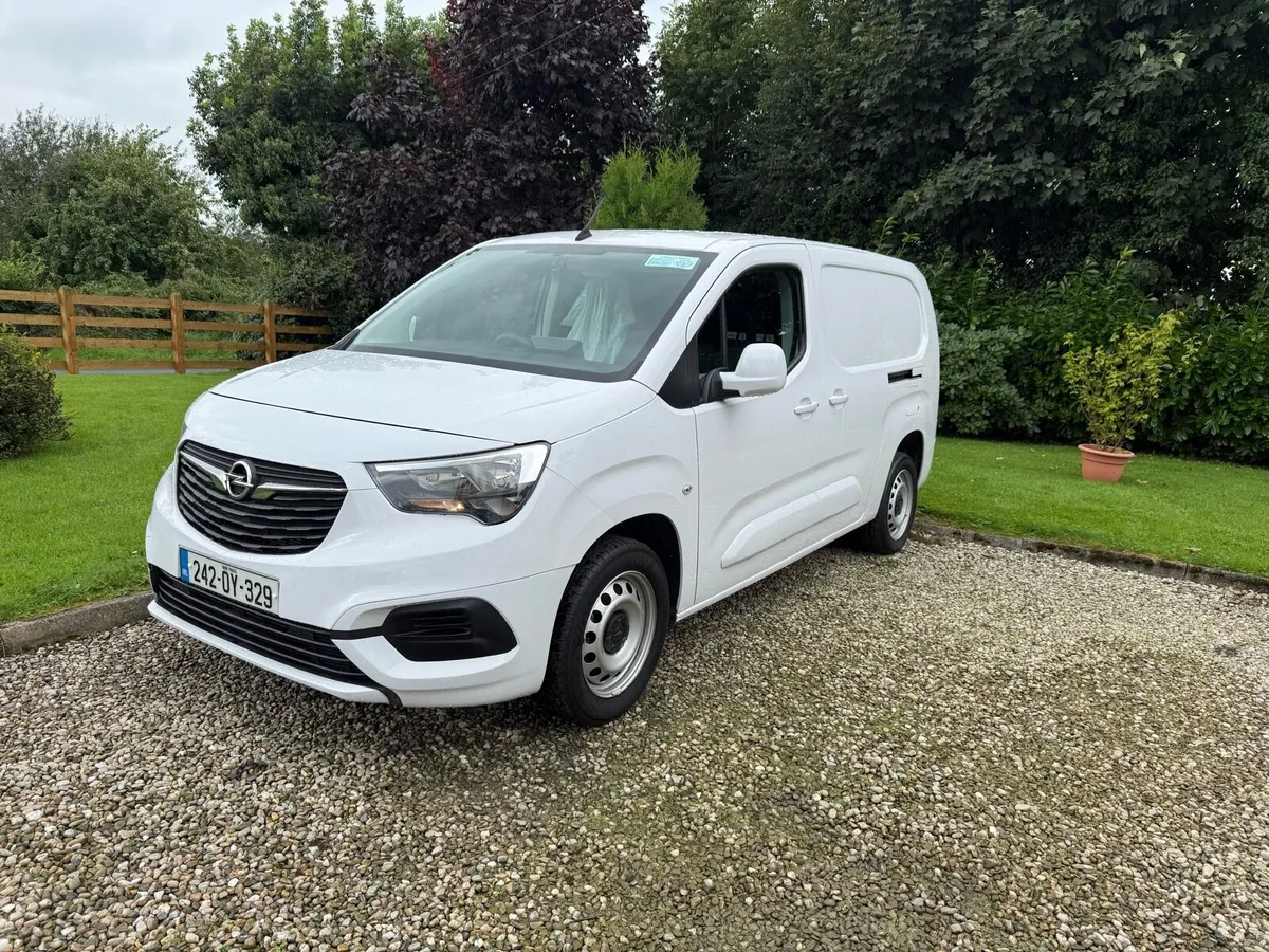 242 Opel Combo LWB no vat - Image 1