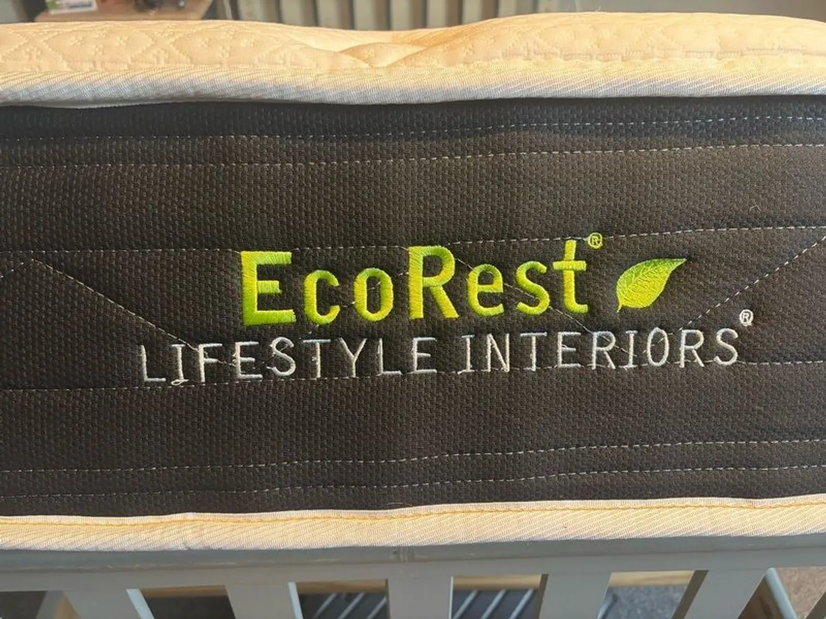 Single Matress for sale - Image 3