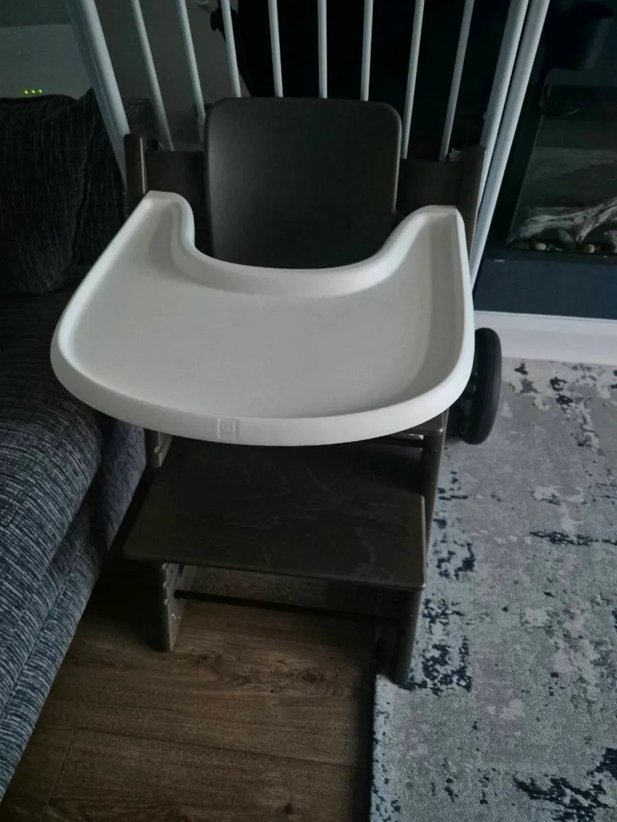 Stokke high chair - Image 2