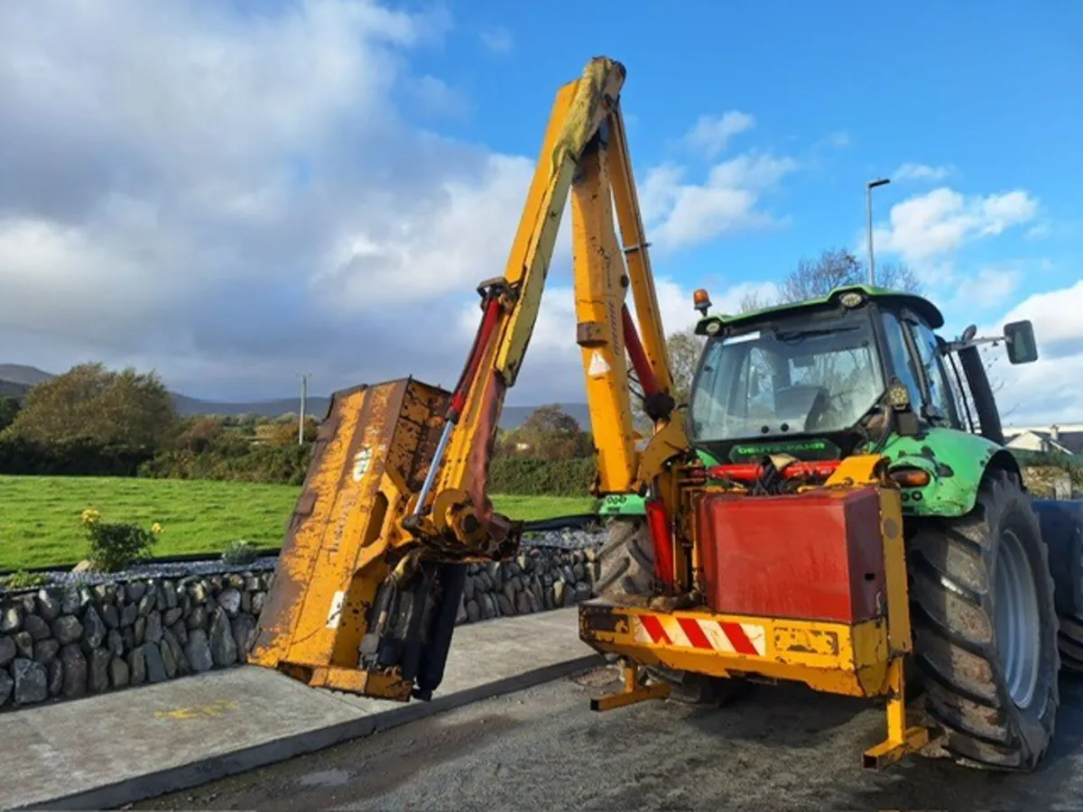 2004 Twose Q580S Hedge Cutter (26384) - Image 4