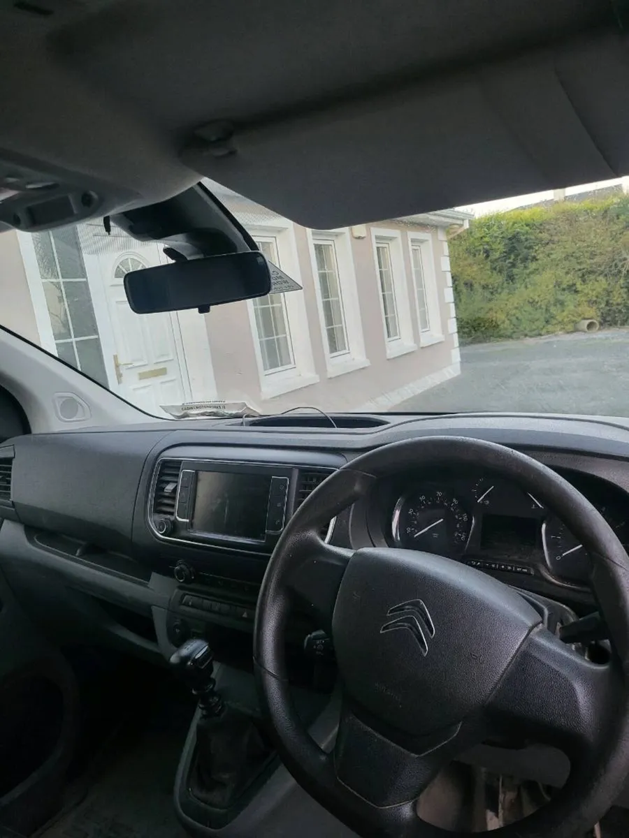 Citroen Dispatch - Image 2