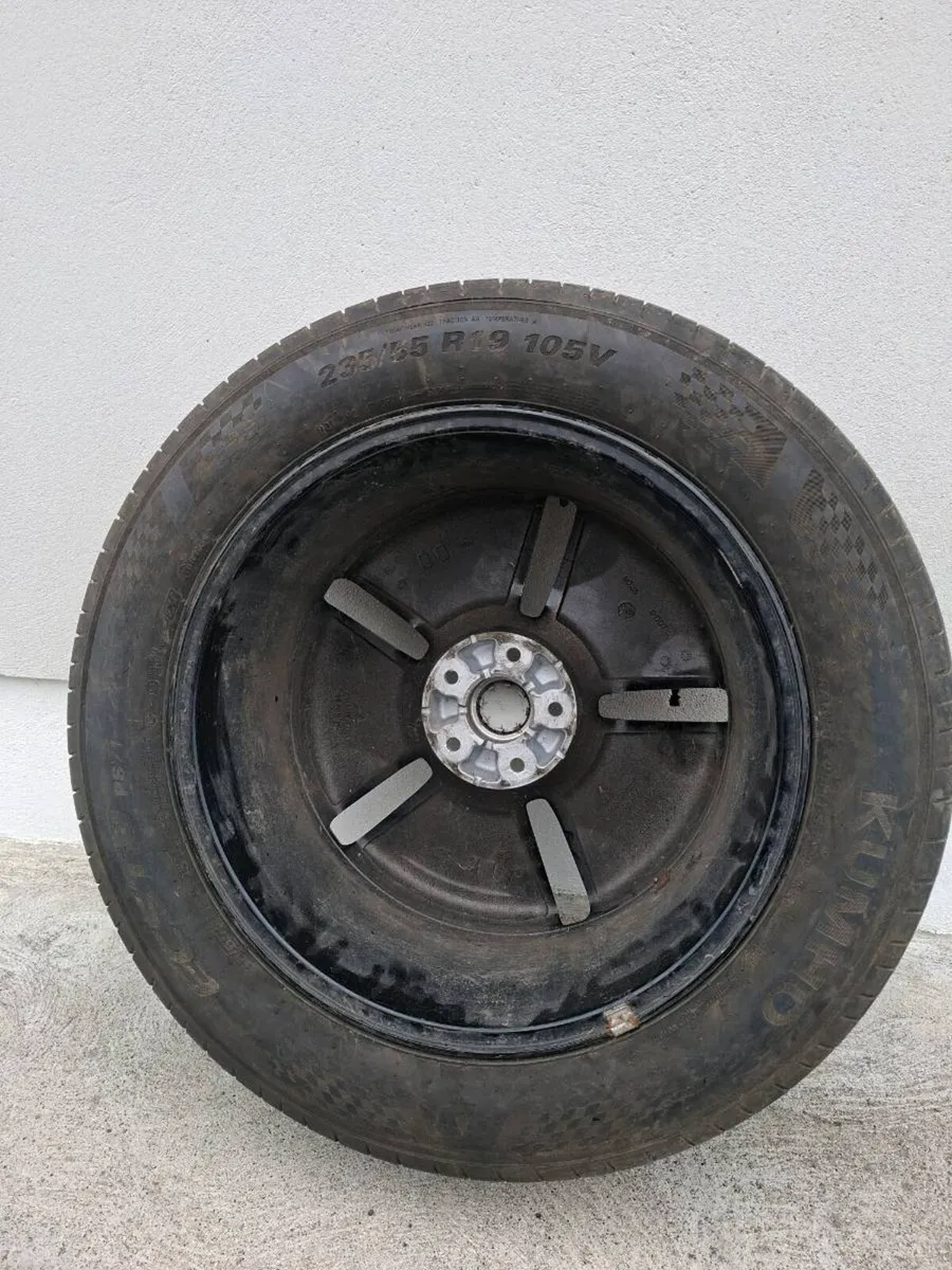 KIA EV6 19" alloy - Image 2
