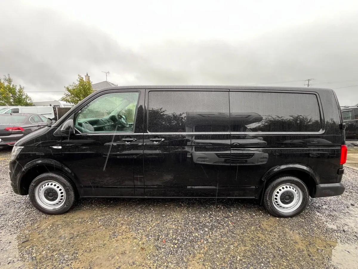 Volkswagen Transporter 2020 - Image 3