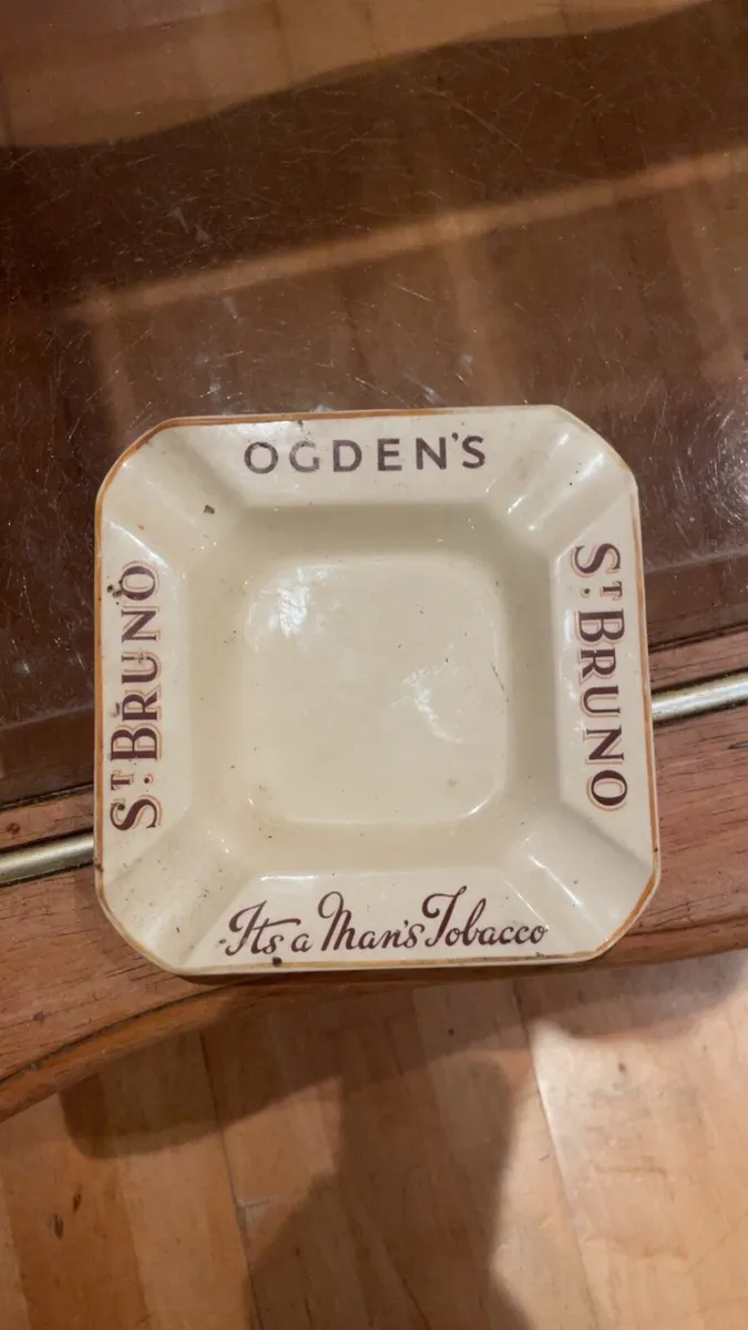 Vintage ashtray - Image 1