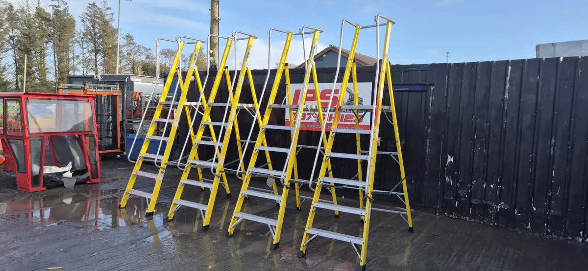 Fibreglass platform step ladders for sale in Galway for €10 on DoneDeal