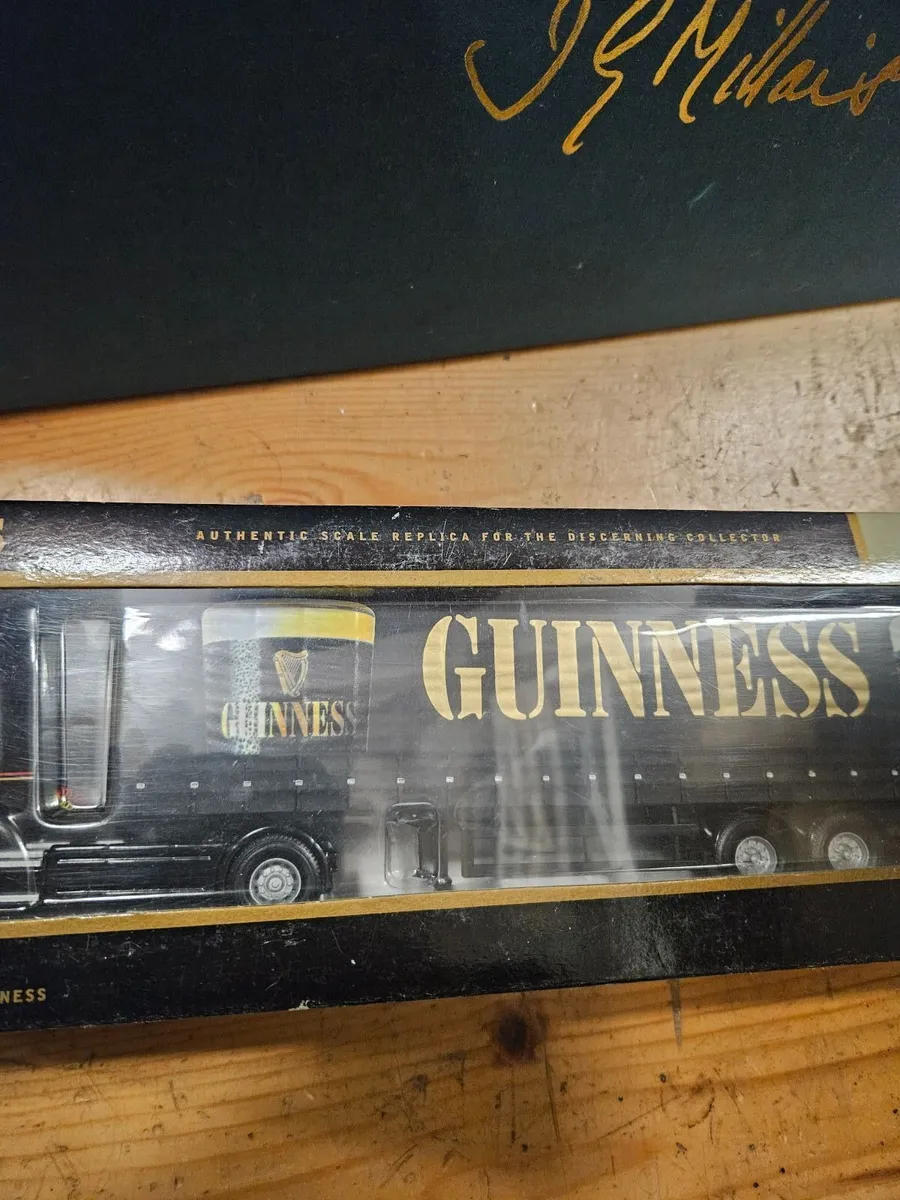 Corgi Guinness Scania Tractor Unit and Trailer 1.5 - Image 4
