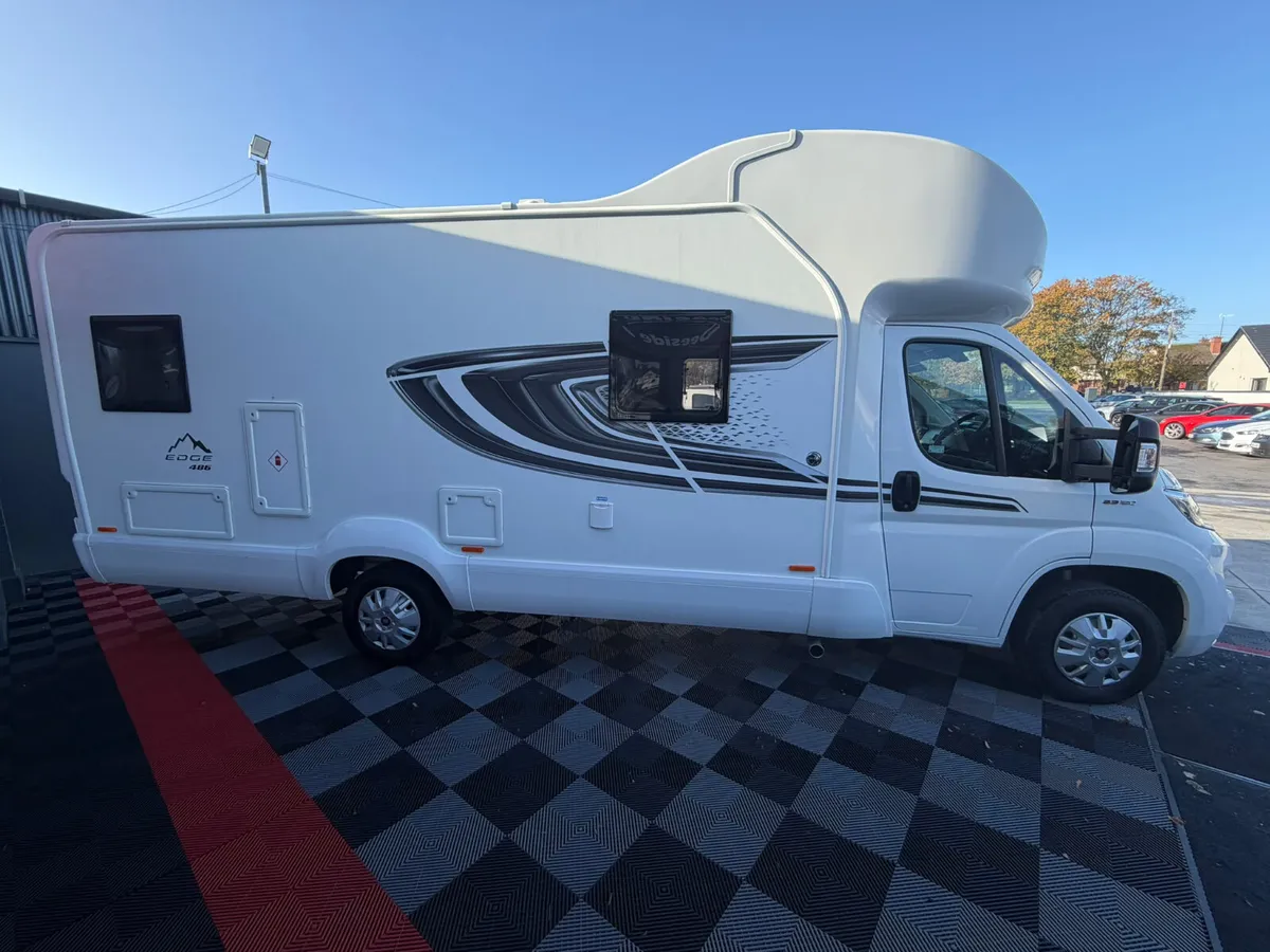 2021 SWIFT EDGE 486//6 BERTH//6 BELT//REAR LOUNGE - Image 4