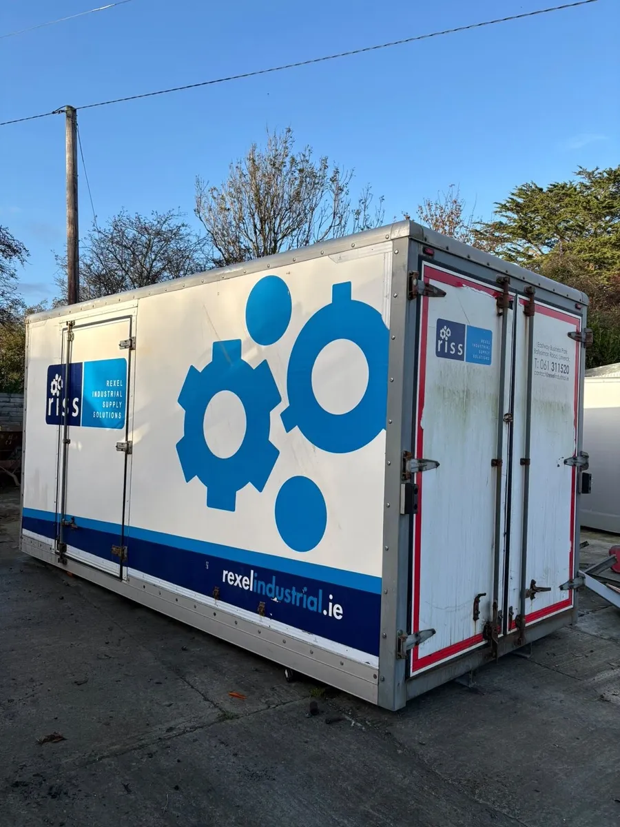 14ft box body - Image 1