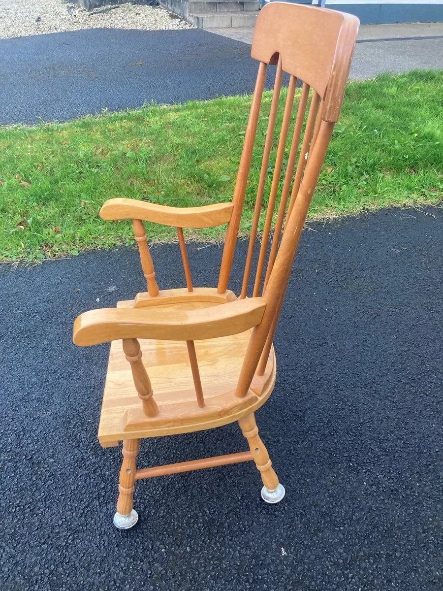 Santa chair - Image 2