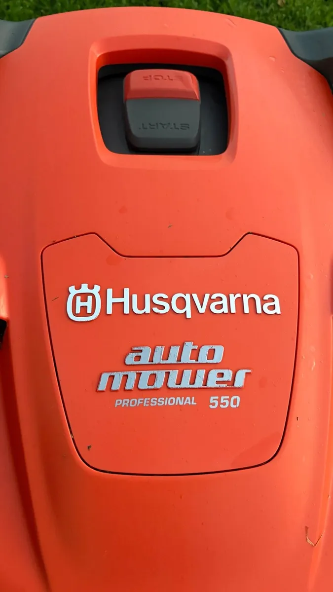 Husqvarna 550 Automower (Wired) - Image 1