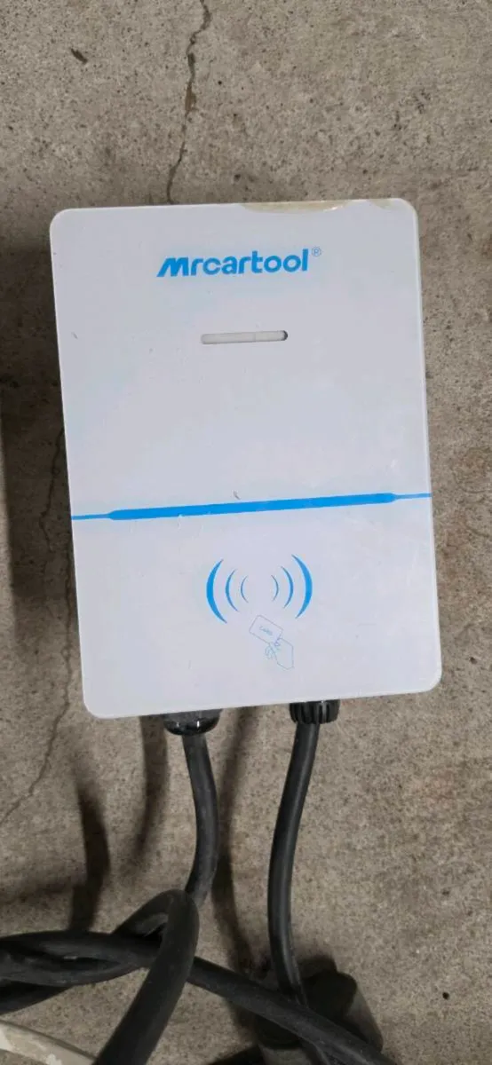 Ev car charger - Image 1
