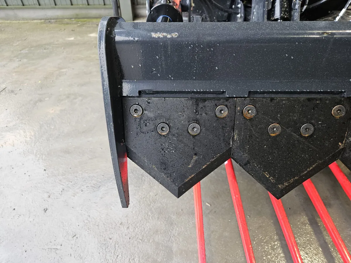 RHINO BALE SHEAR C/W EURO BRACKET - Image 2