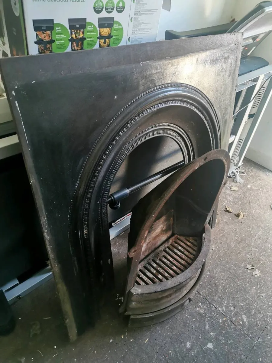 Fireplace insert - Image 3