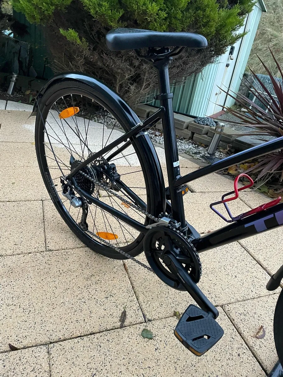 Ladies Trek FX3 hybrid bike - Image 3