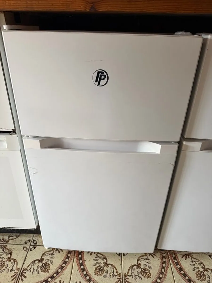 Under counter fridge freezer - Image 2