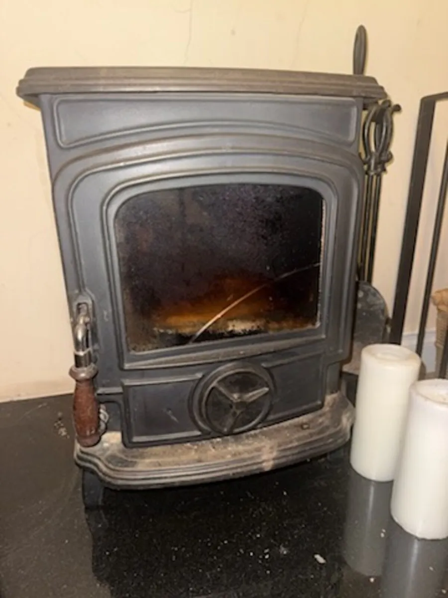 Stanley stove - Image 1