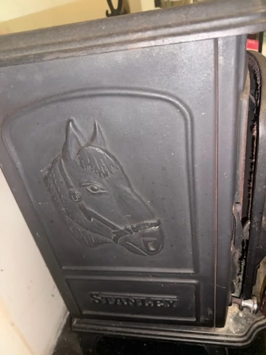 Stanley stove - Image 2