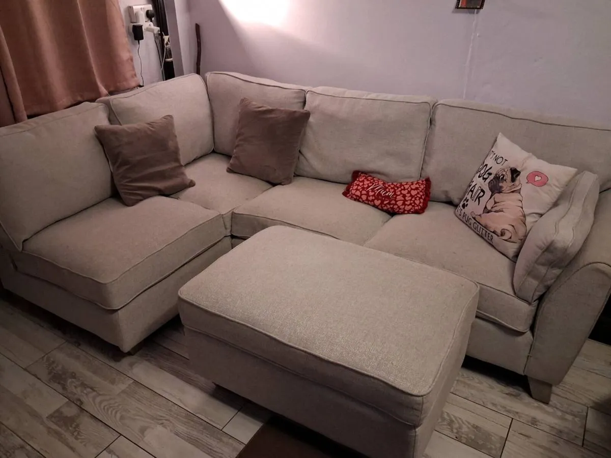 Corner Suite Couch - Image 1