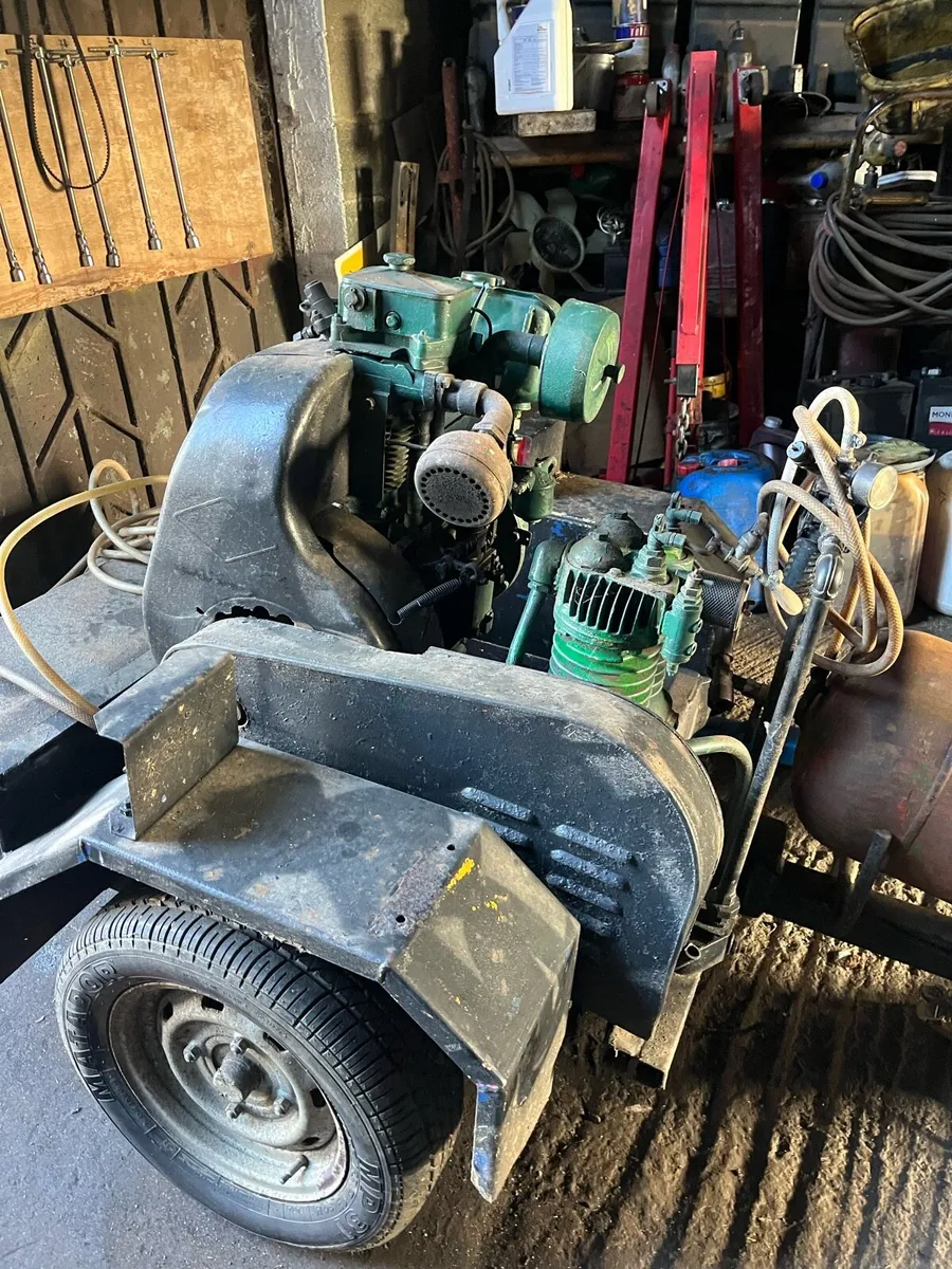 Mobile air compressor - Image 3