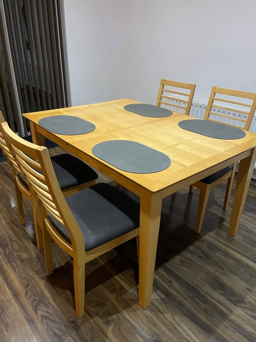 Dining table & 4 chairs - Image 1
