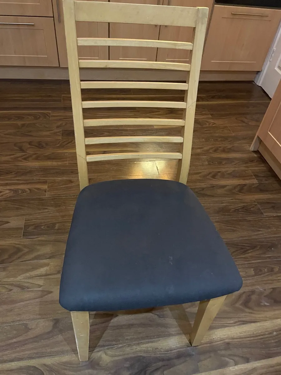 Dining table & 4 chairs - Image 3