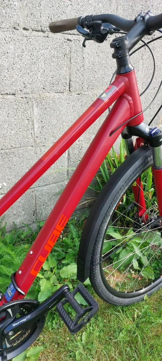 Cube Nature Hybrid Bike - Size: Medium - As New - Image 4