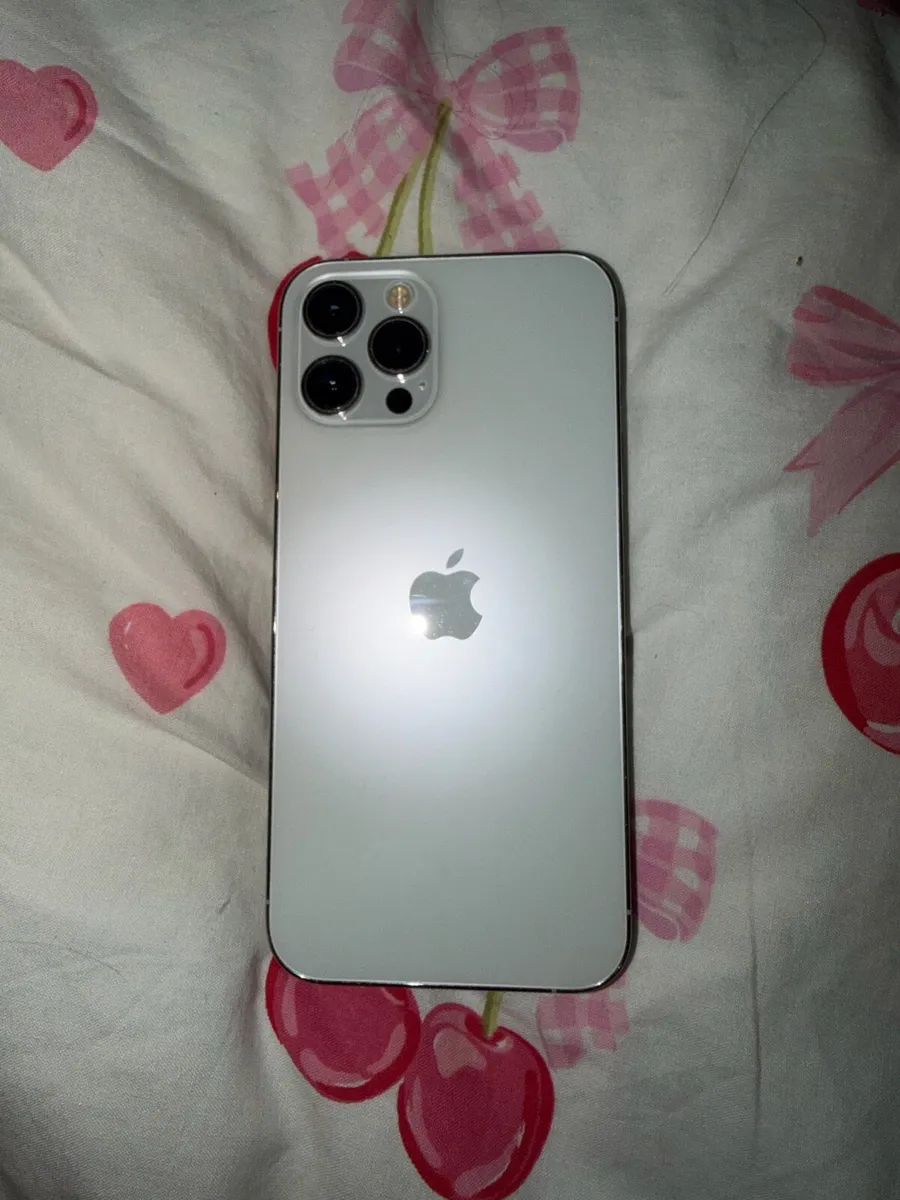 i phone 12 pro max white 64gb - Image 1