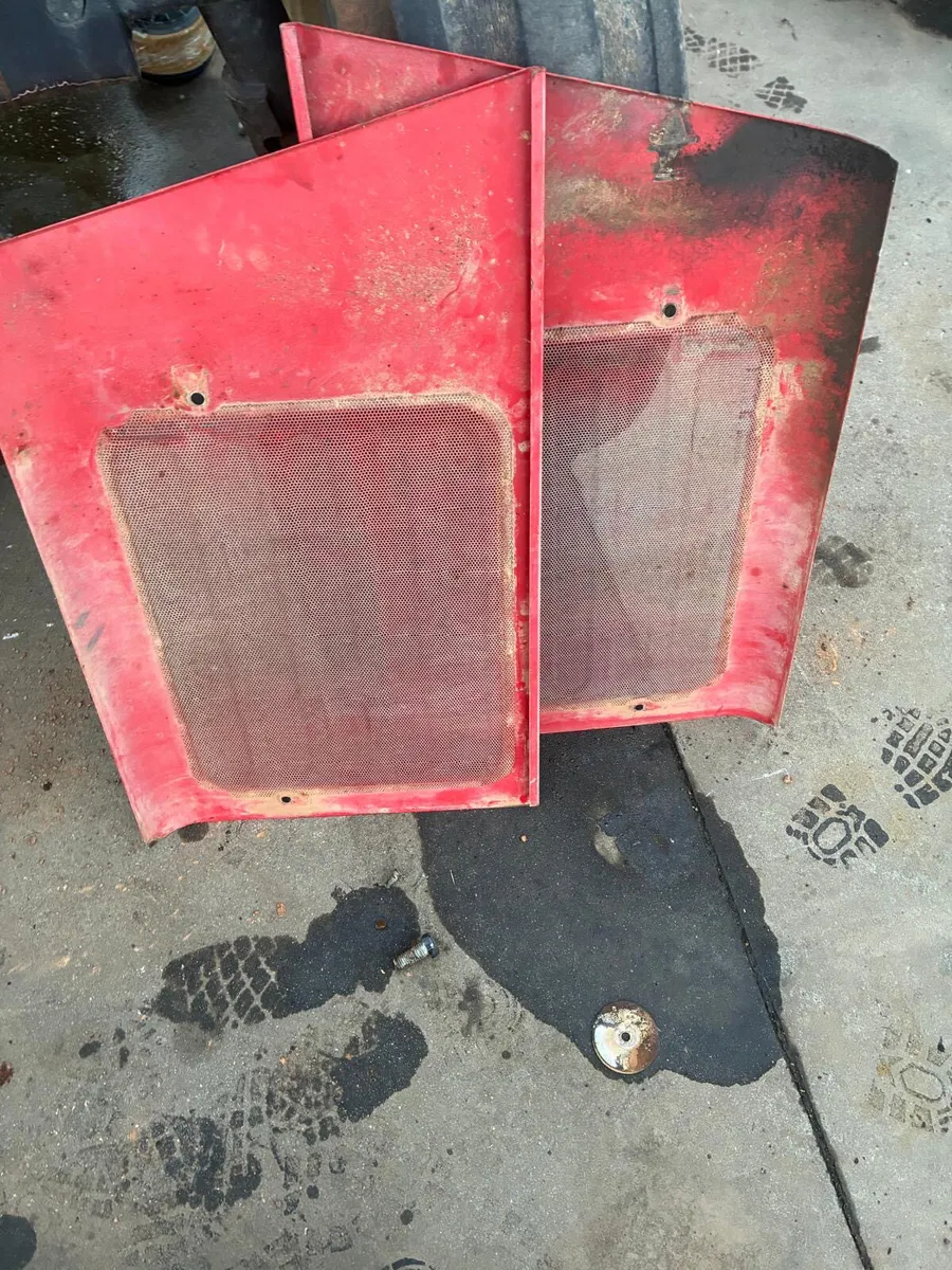 MF 398 Panels ex Europe - Image 3