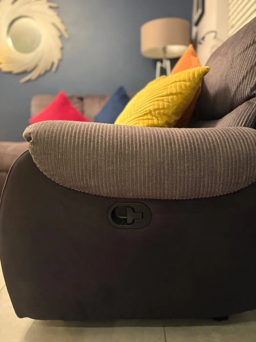 Corner Couch - Image 3