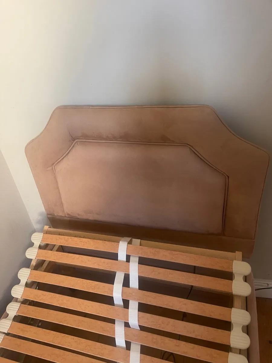 Adjustable single bed frame with headboard - Image 3