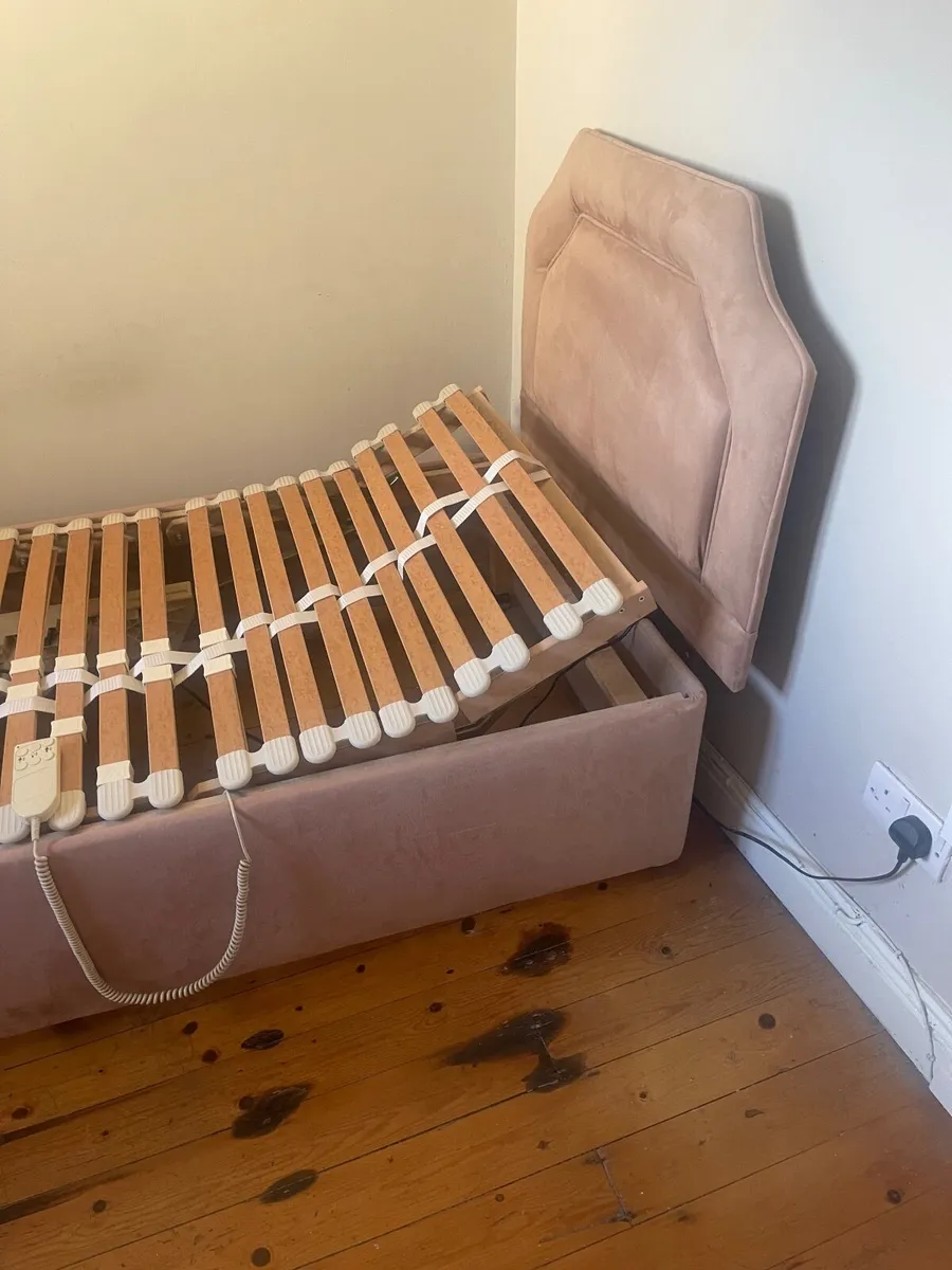 Adjustable single bed frame with headboard - Image 4