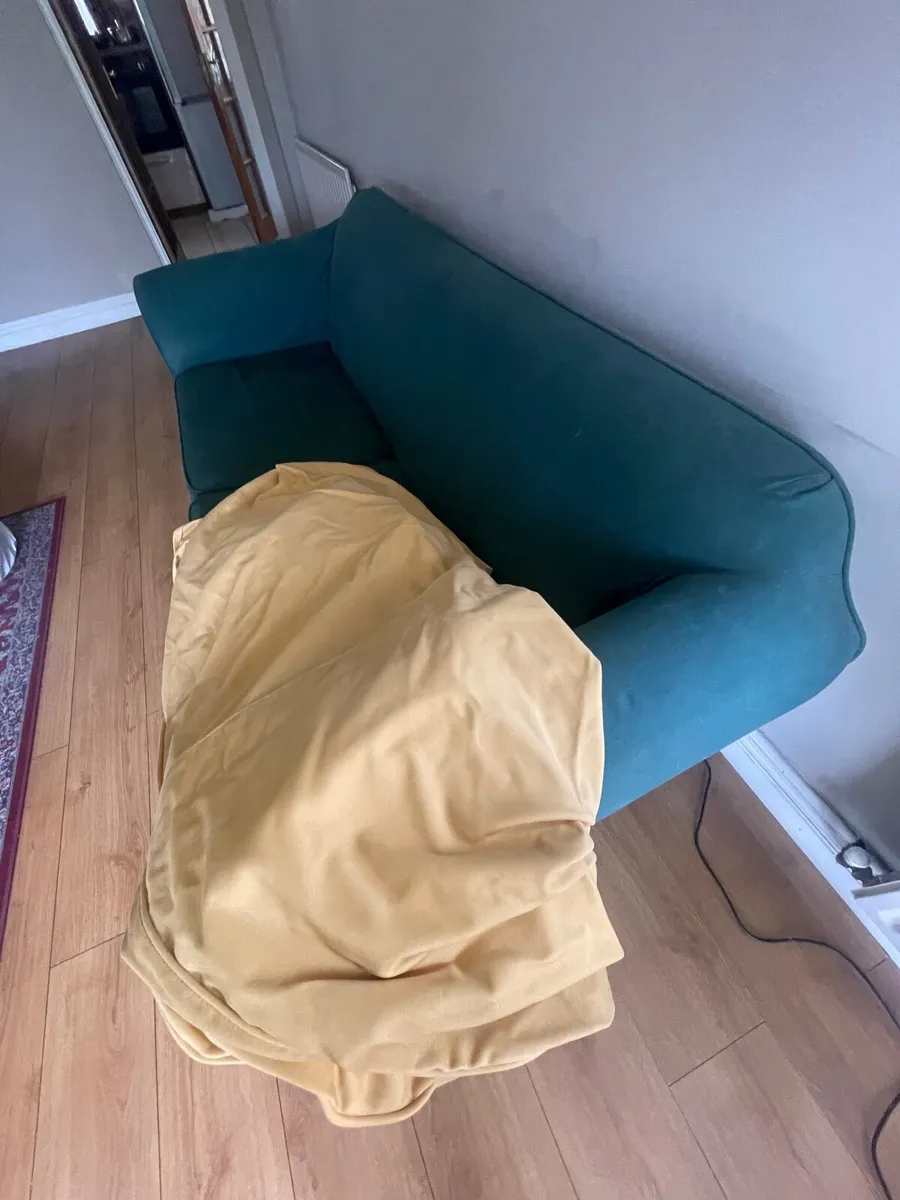 3 seater SOFA - Image 3