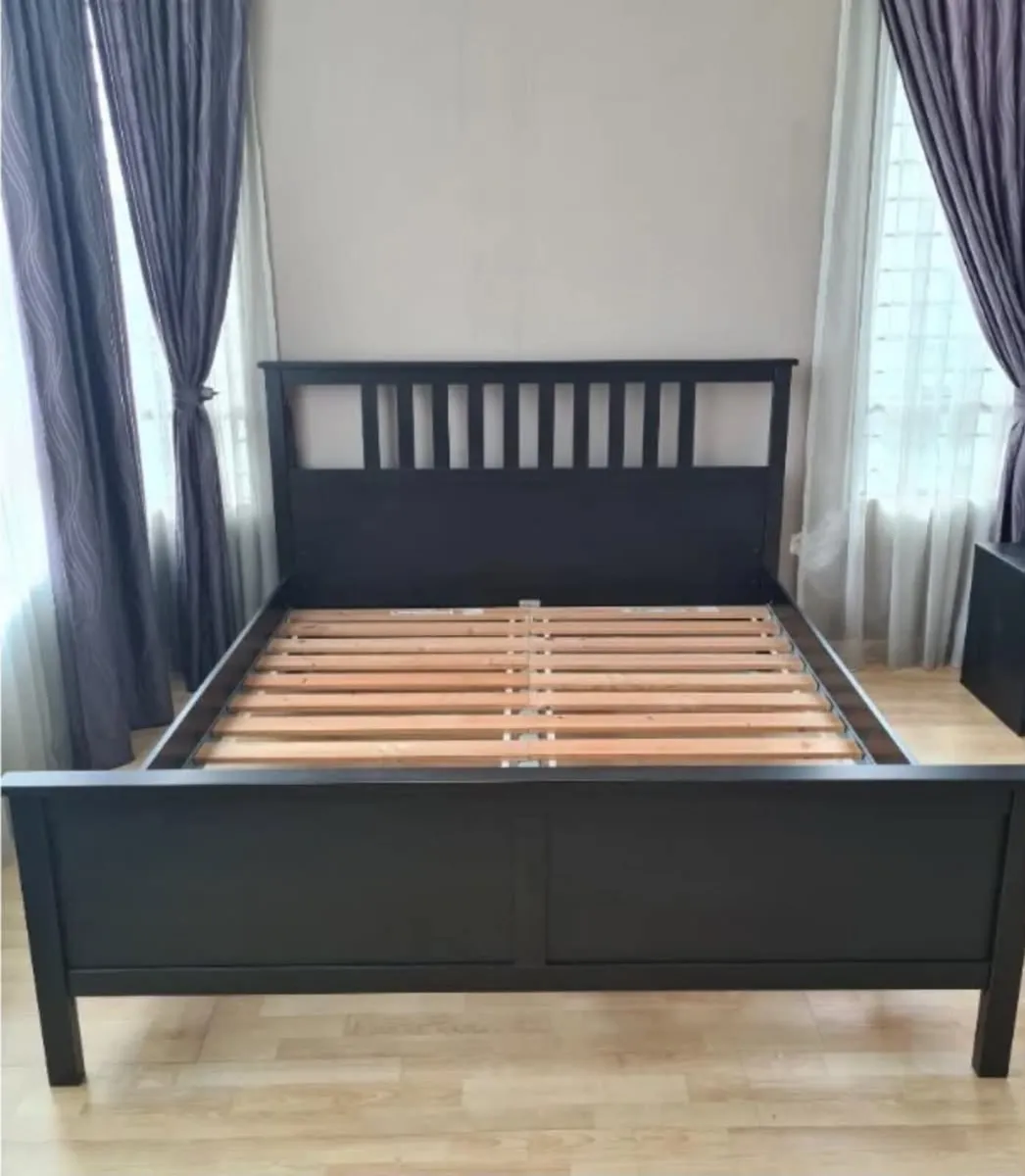 Solid oak king size bed
