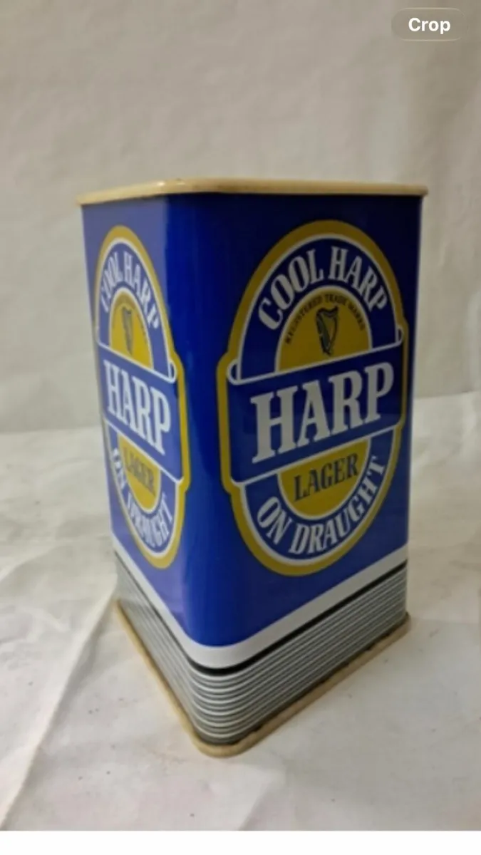 Pub memorabilia - Image 1