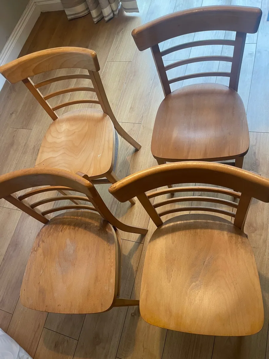 Kitchen chairs x 4 - Image 1