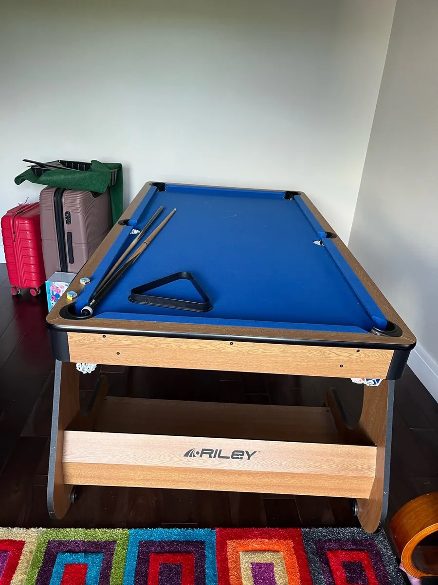 Riley pool table and dartboard - Image 3