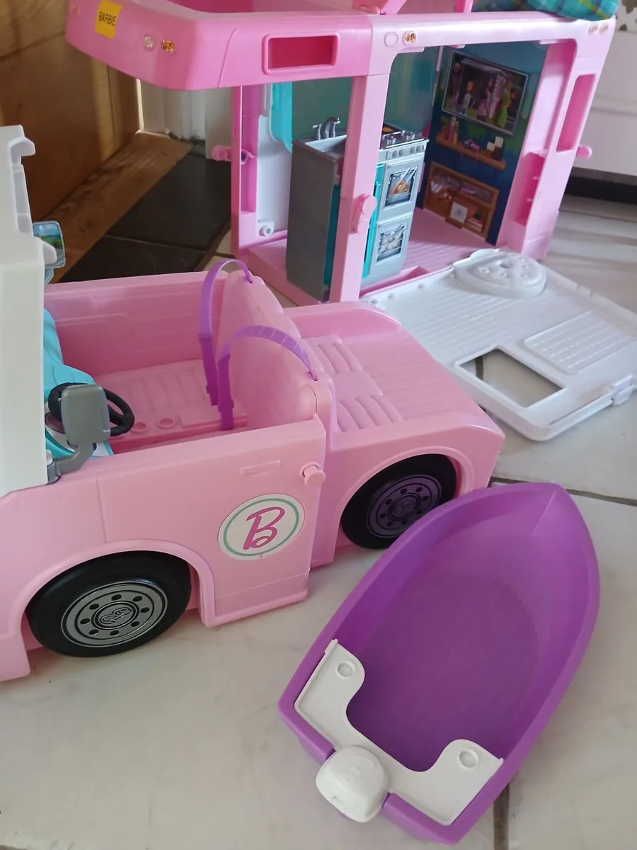 Barbie Dream Campervan - Image 1