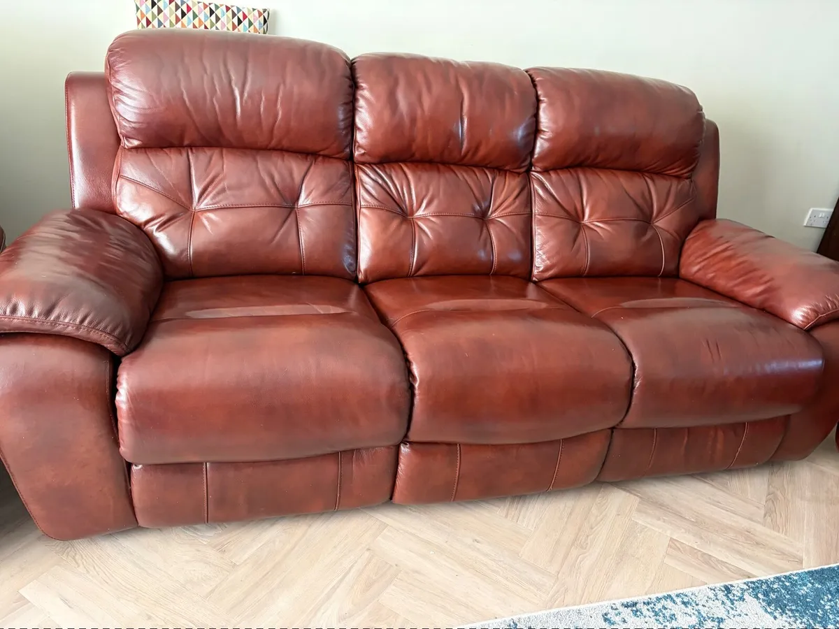 3 seater sofa + 2 armchairs - Image 3